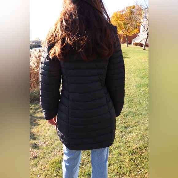 NWT! Reebok Long Jacket Size small - Picture 3 of 4